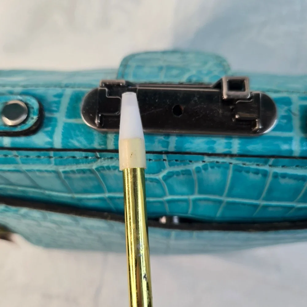 Patricia Nash Nela Distressed Vintage Croc Leather Frame Bag Aqua broken closure